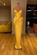 Chic Yellow Strapless Deep V Neck Sleeveless Mermaid Prom Dress With Pleated