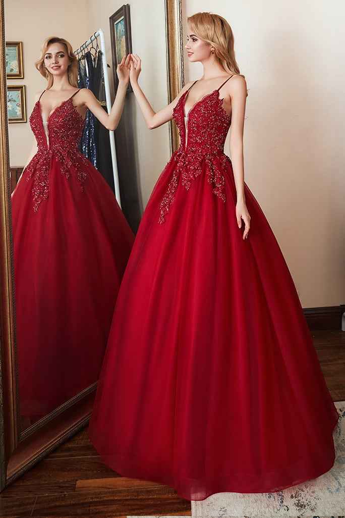 Chic Spaghetti Strap Sleeveless Beadings Long Prom Dress Red With Appliques