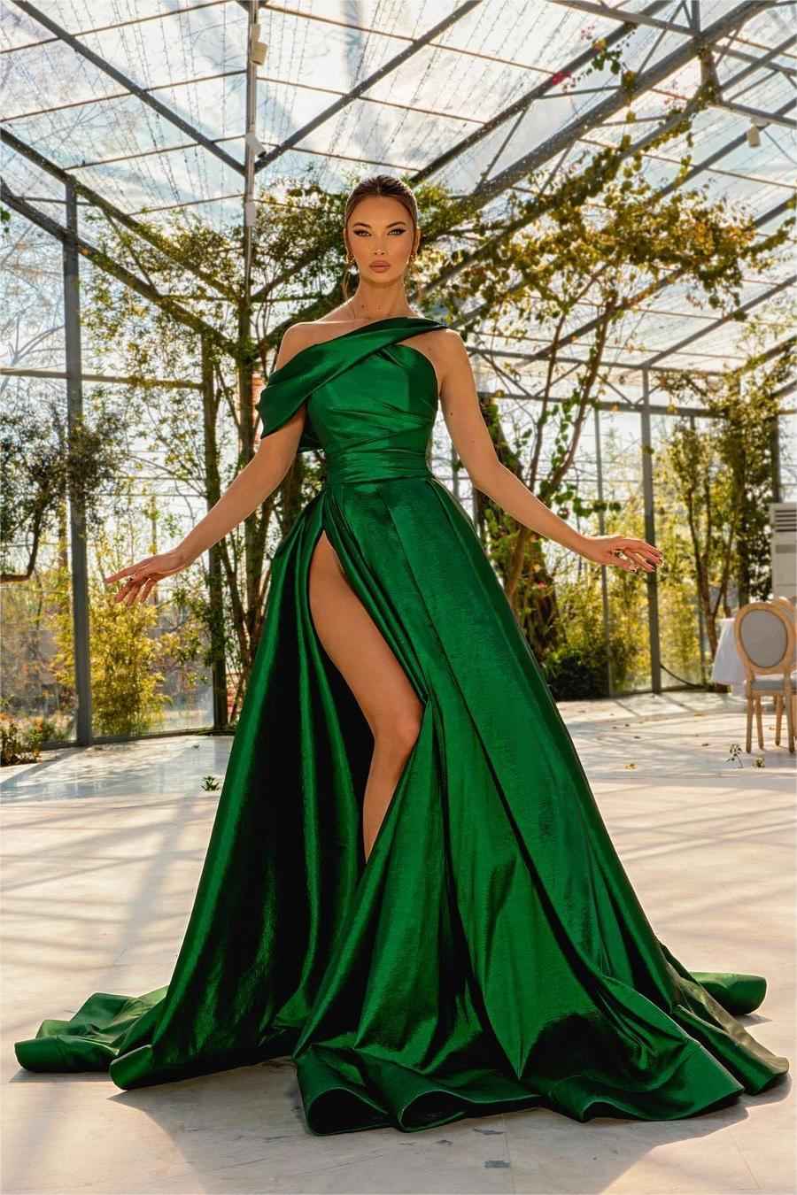 Glamorous Dark Green One Shoulder Sleeveless Pleated Prom Dress With Split