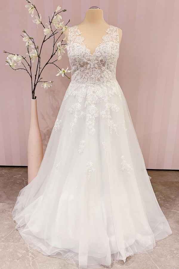 Sleeveless V-Neck A-Line Backless Wedding Dress with Lace Appliques BM bride