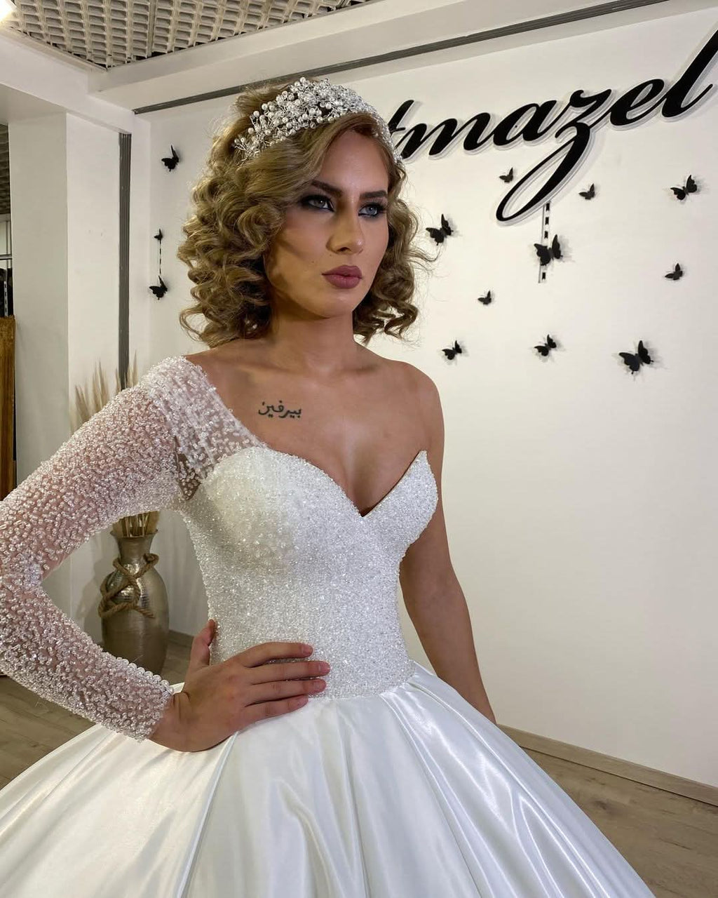 Sweetheart Pearl Floor-Length Ruffle Ball Gown Wedding Dress with Long Sleeves BM bride