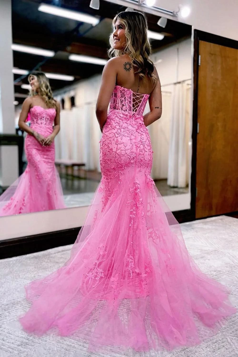 Charming Mermaid Sweetheart Neck Lace Long Prom Dress with Appliques BM bride