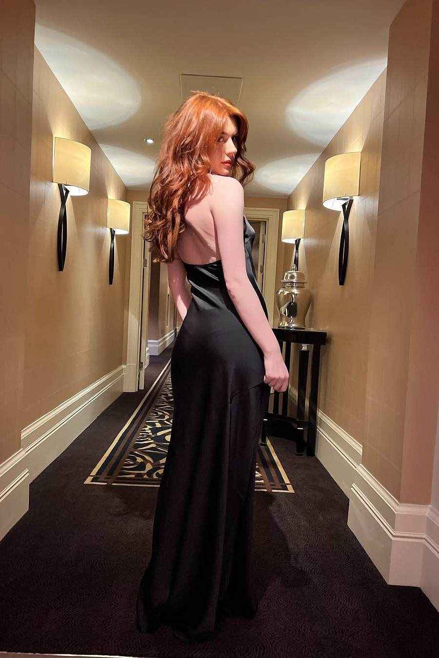 Black Halter Sleeveless Mermaid Long Prom Dress With Pleated