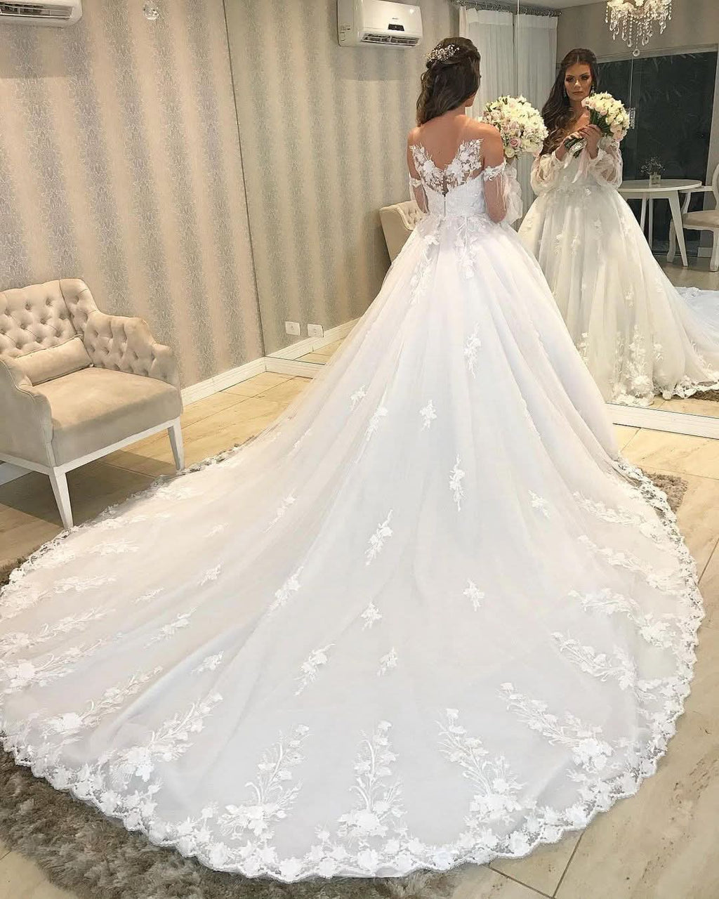 Elegant Long Princess Off-the-Shoulder Wedding Dress with Bubble Sleeves and Tulle BM bride