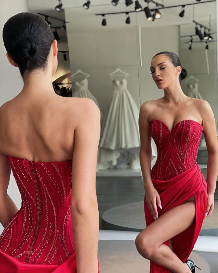 Red Sweetheart Sleeveless Long Prom Dress Mermaid Beadings With High Split BMBRIDE