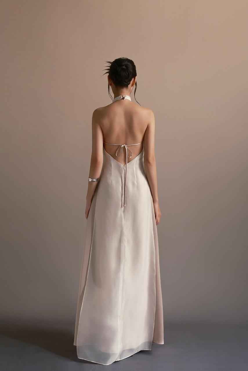 Charming Halter Sleeveless Backless Long Prom Dress With Pleated