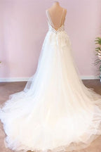 Sweetheart Spaghetti Strap Floor-Length Wedding Dress with A-Line Tulle BM bride