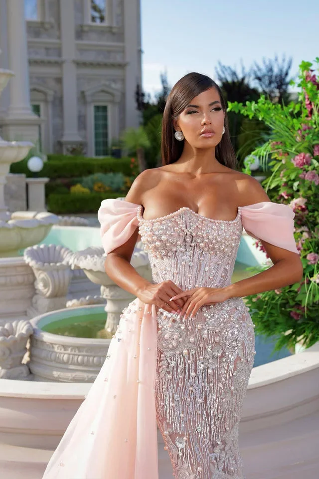 Off the Shoulder Sleeveless Long Mermaid Prom Dress With Beading