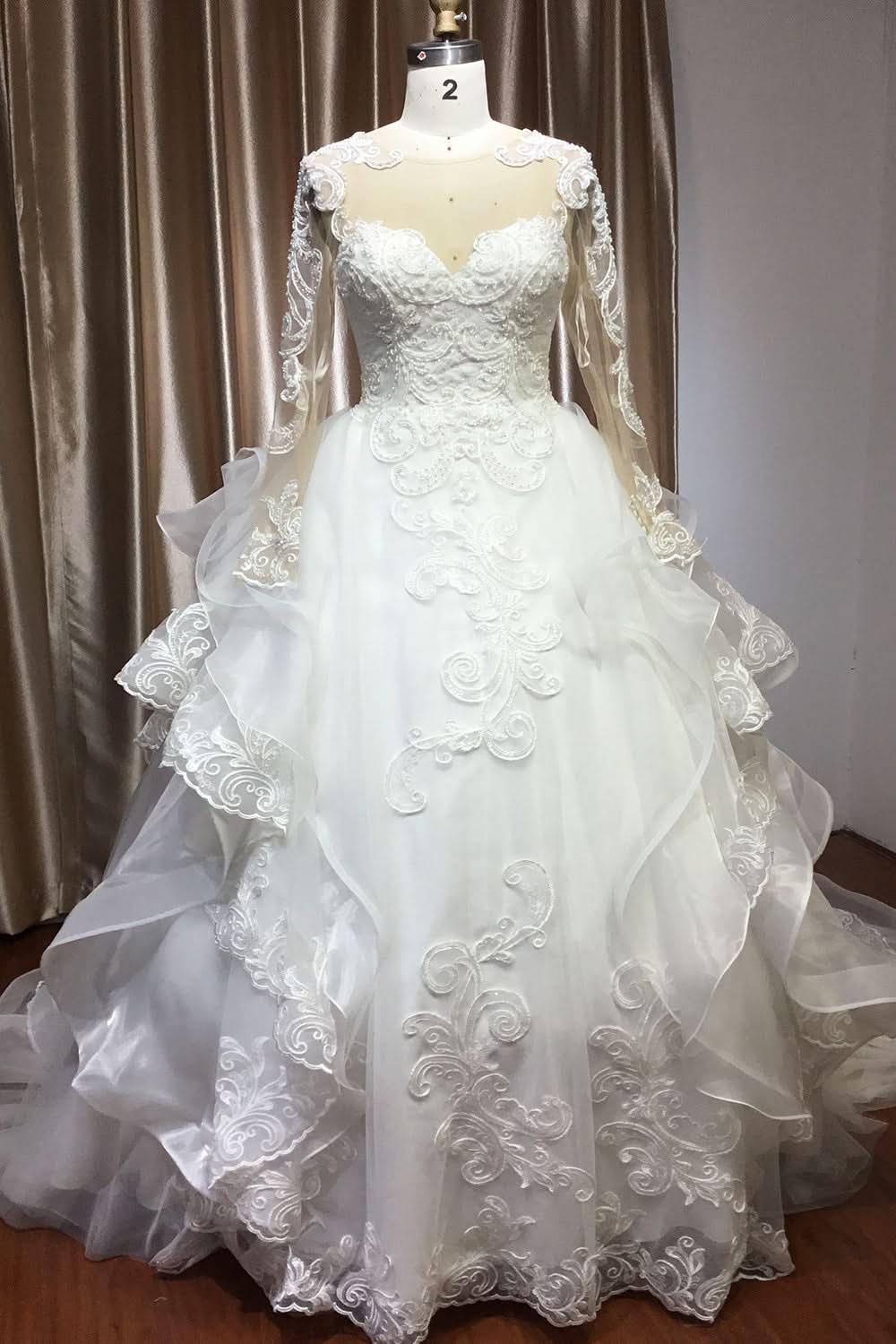 A-Line V-neck Hi-Lo Wedding Dress Open Back Ruffles Tulle With Appliques Lace BM bride