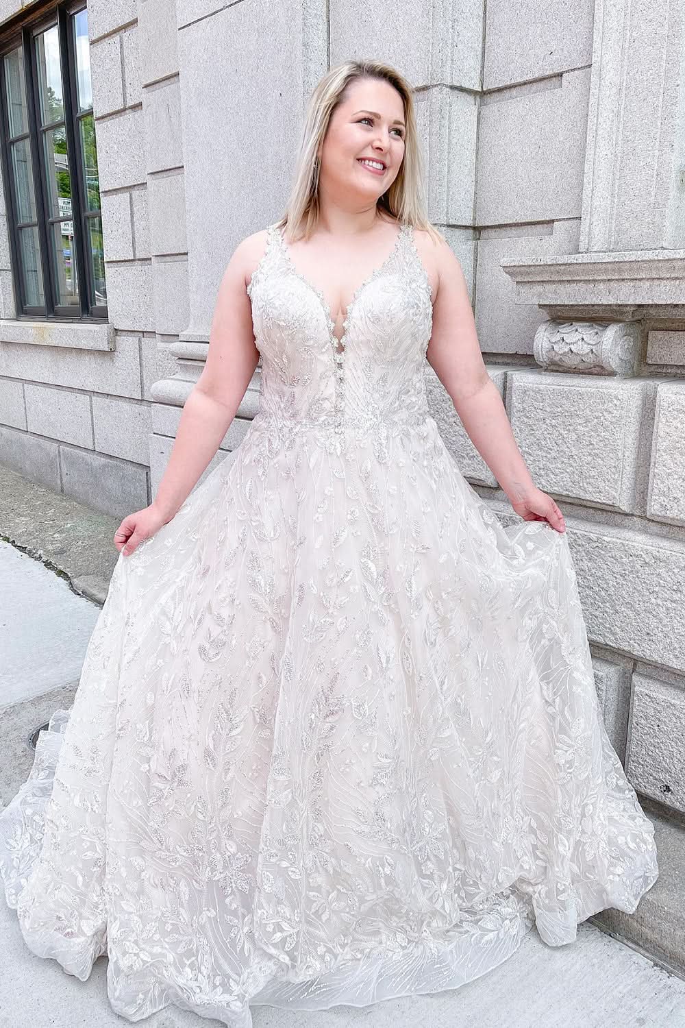Gorgeous Sweetheart Wide Strap Lace Wedding Dress with Tulle A-Line BM bride