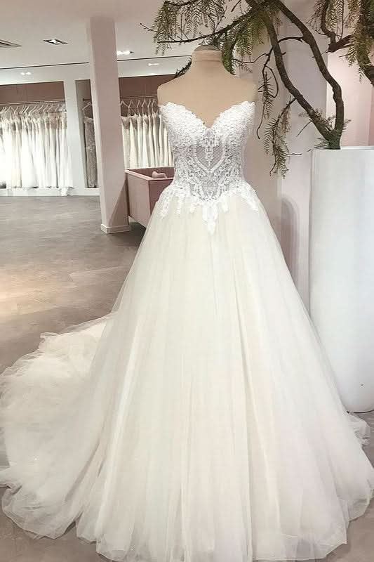 A-Line Sweetheart Backless Lace Floor-Length Wedding Dress with Tulle Appliques BM bride