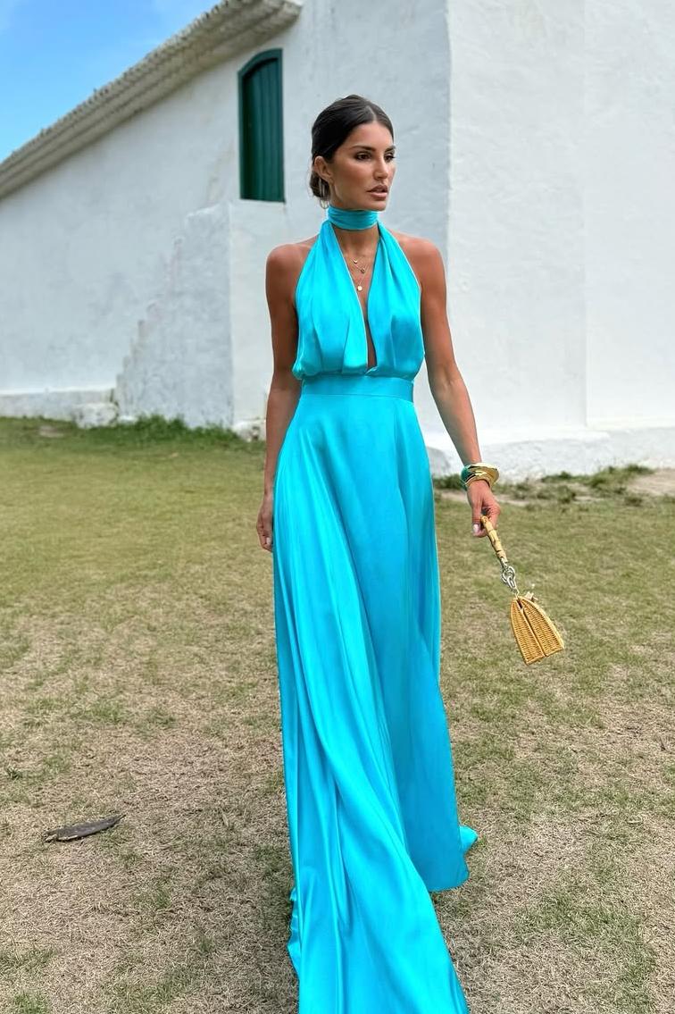 Charming Sleeveless Halter V Neck Long Prom Dress With Pleated BMBRIDE