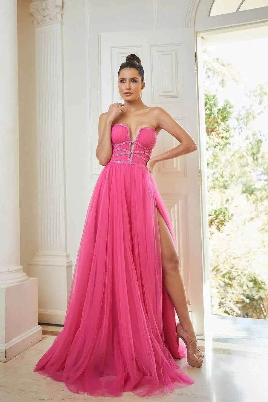 Chic Tulle Strapless Sleeveless Split Long Prom Dress With Sequins