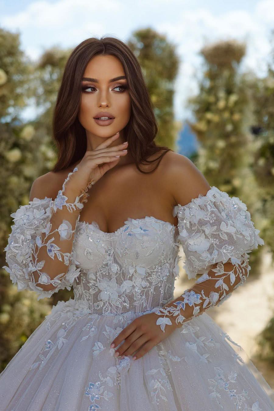 BMbride Elegant A-line Appliques Lace Sweetheart Tulle Wedding Dress With Long Sleeves BMbride