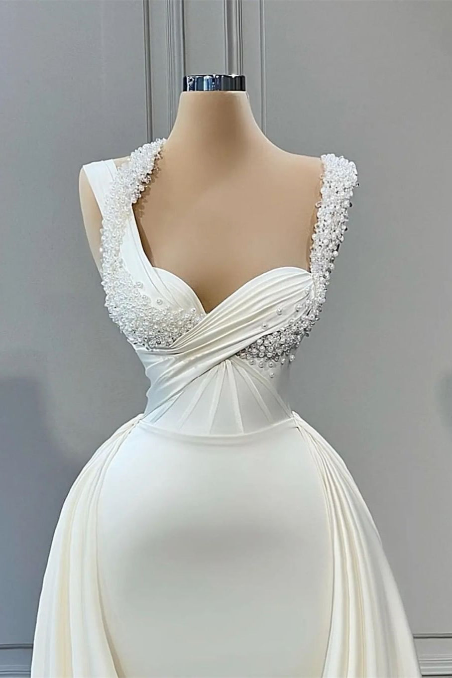 BMbride Elegant A-line Sweetheart Sleeveless Beading Wedding Dresses BMbride
