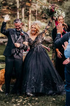 BMbride Elegant Long Black A-line V-neck Long Sleeves Wedding Dresses With Lace BMbride