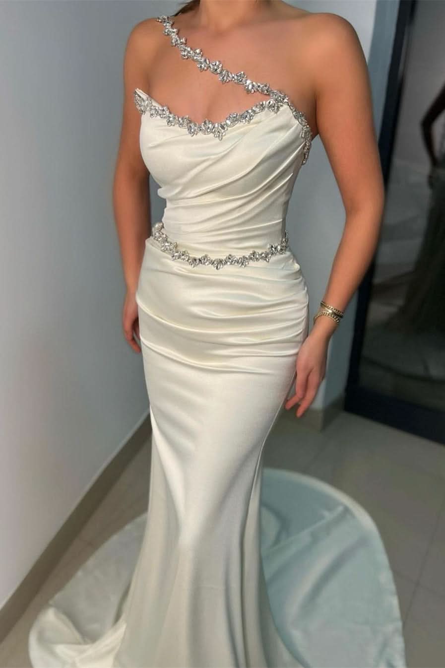 BMbride Elegant Long White Strapless Satin Mermaid Sleeveless Prom Dresses With Rhinestone BMbride