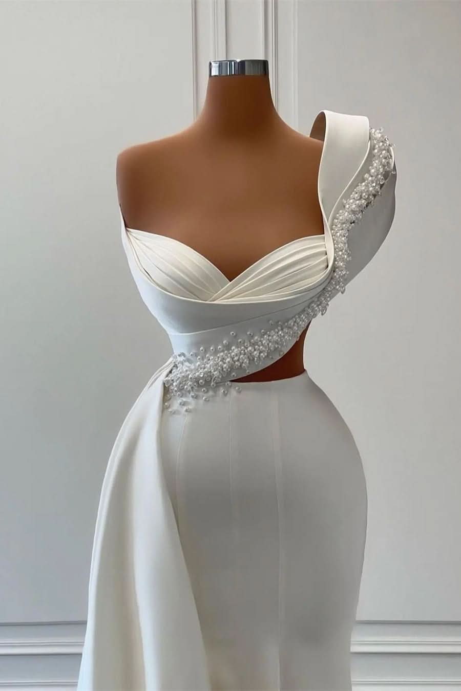 BMbride Elegant One-Shoulder Sweetheart Sleeveless A-line Wedding Dresses With Beads BMbride