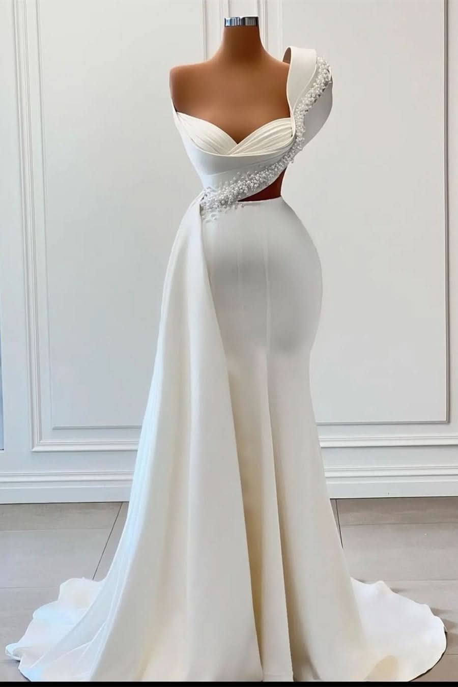 BMbride Elegant One-Shoulder Sweetheart Sleeveless A-line Wedding Dresses With Beads BMbride