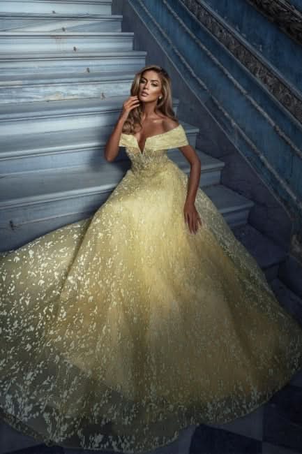 BMbride Elegant Yellow Off-the-shoulder Sleeveless A-Line Floor-Length Tulle Prom Dresses BMbride