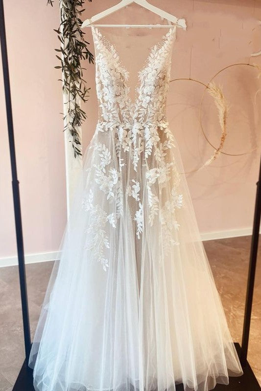 Sleeveless Long A-Line Lace Wedding Dress with Tulle Appliques BM bride