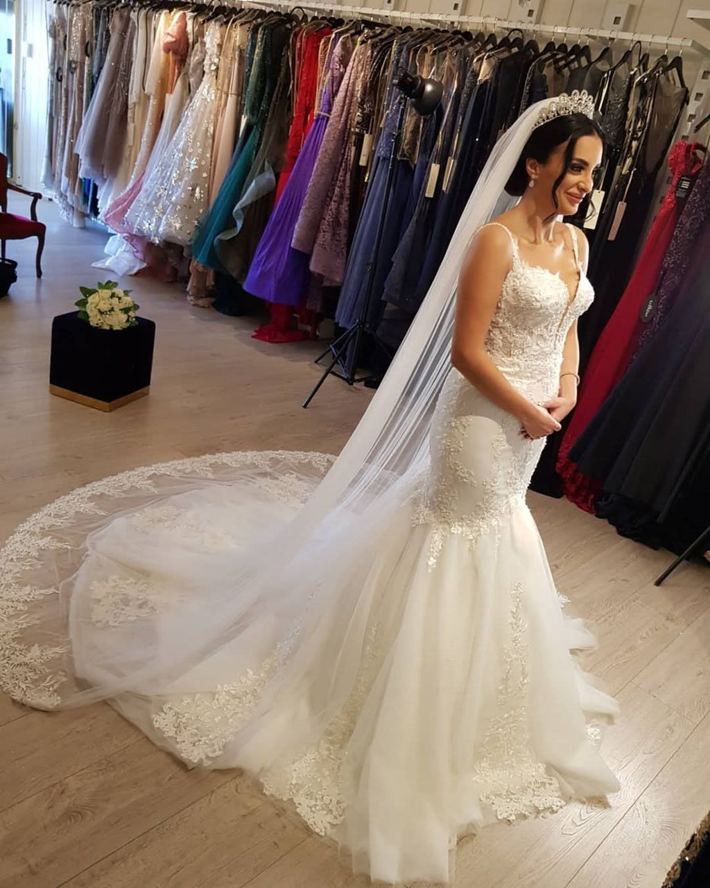 Spaghetti Straps Long Mermaid Wedding Dress With Lace Appliques Tulle BM bride