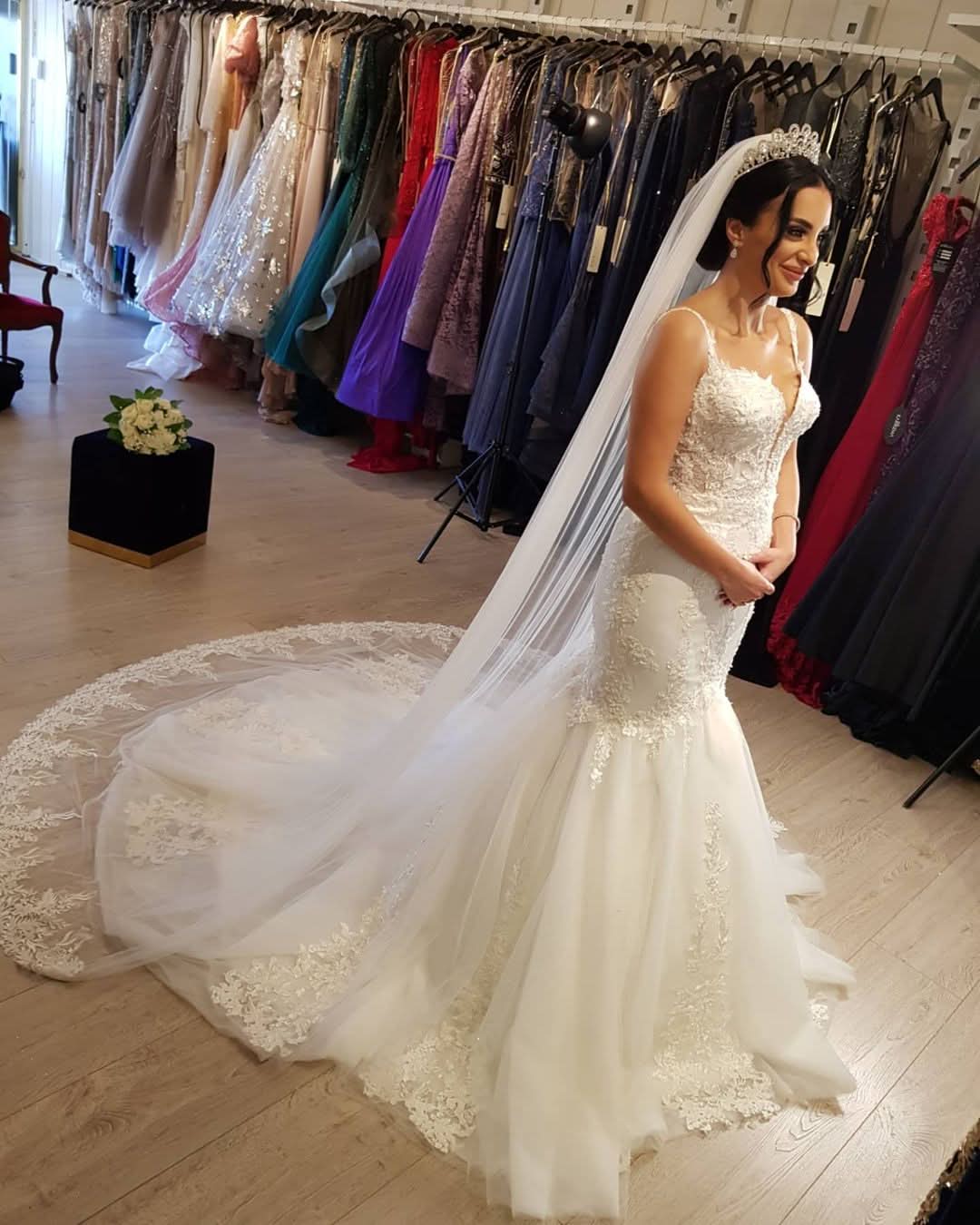 Spaghetti Straps Long Mermaid Wedding Dress With Lace Appliques Tulle BM bride