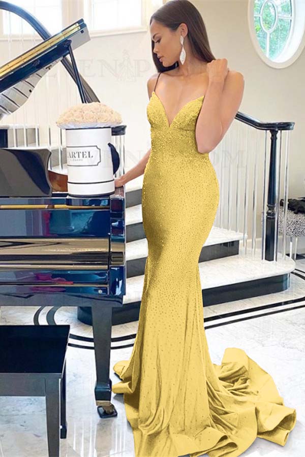 Purple Spaghetti Strap V Neck Sleeveless Prom Dress Mermaid With Beadings
