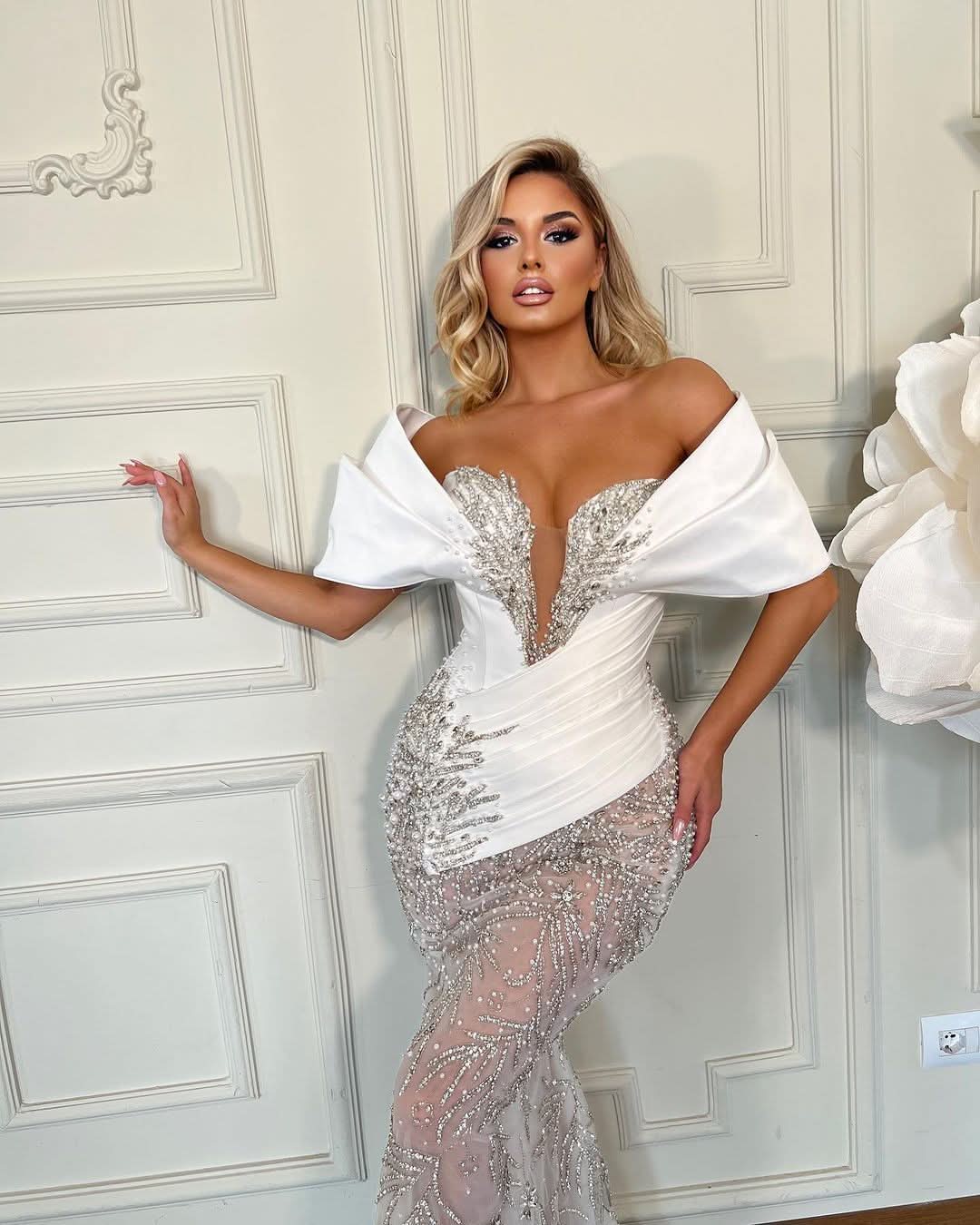 Heavy White Prom Dress Charmeuse Wedding Dress Sleeveless Tulle BM bride