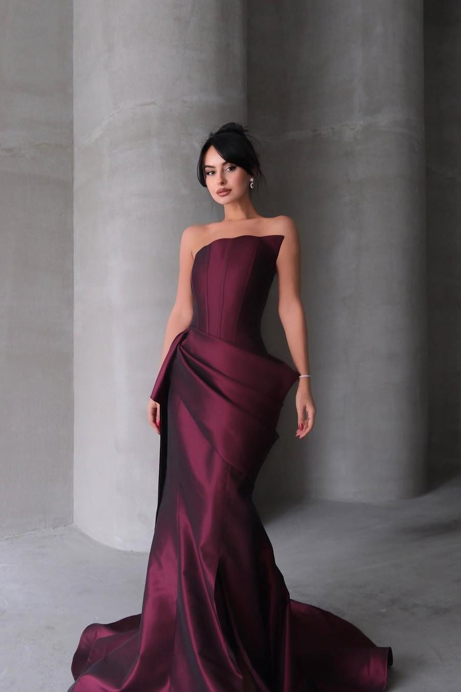 Chic Strapless Sleeveless Mermaid Long Prom Dress With Pleated BMBRIDE