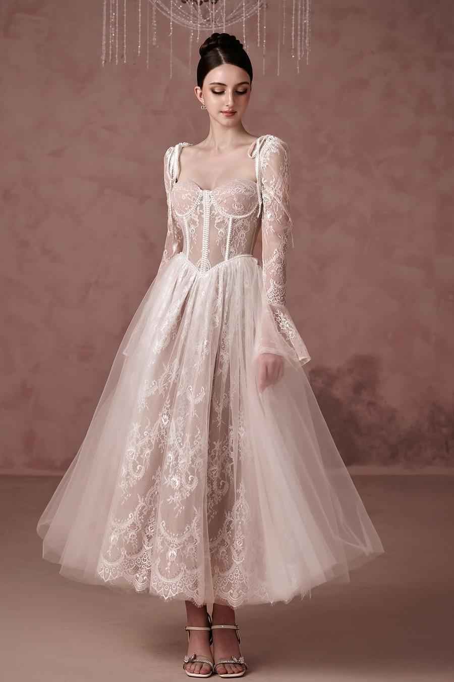 Long Sleeves Sweetheart Long Prom Dress With Lace Embroidery
