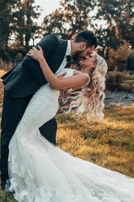 Sleeveless Lace Mermaid Wedding Dress with Chapel Train BM bride