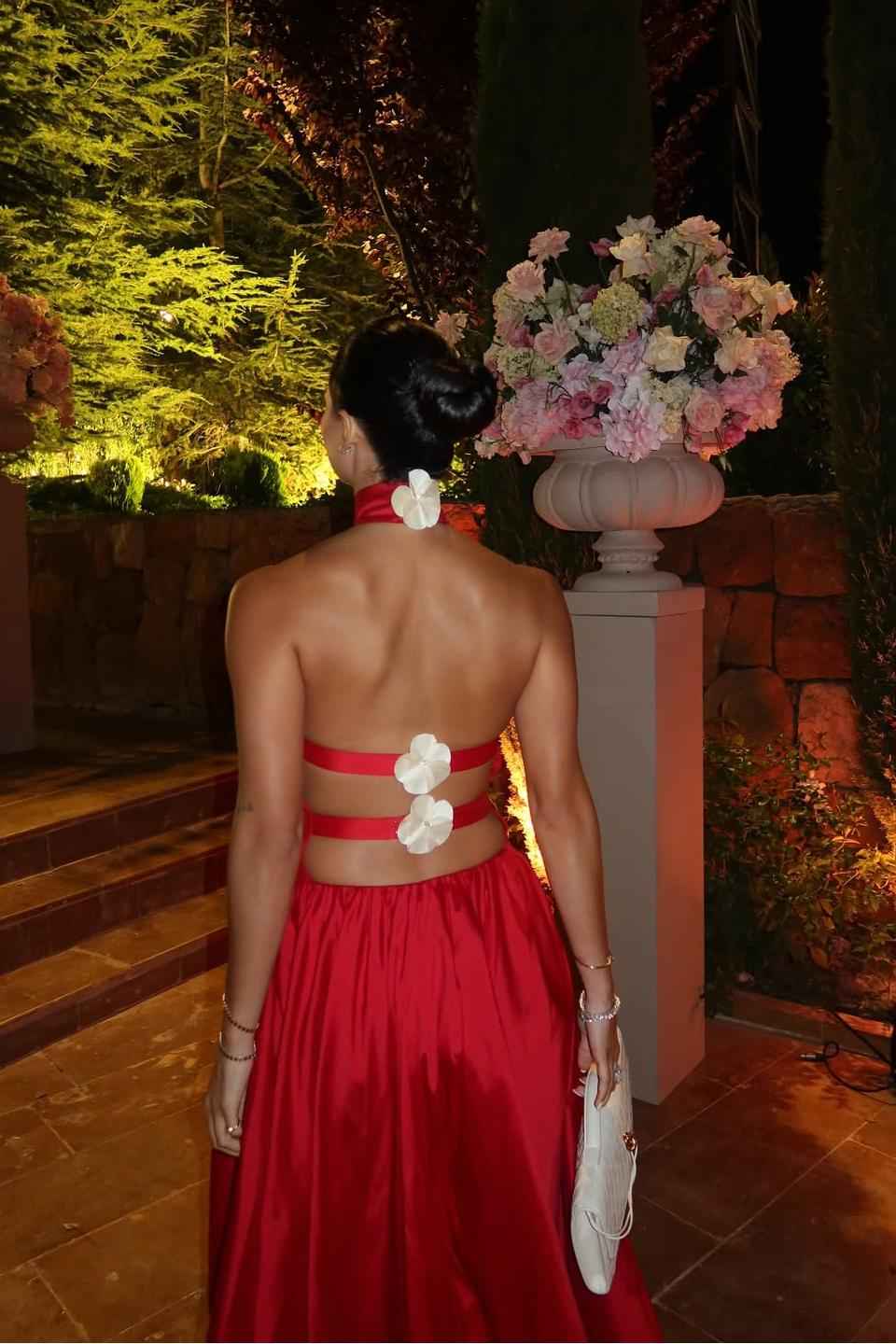 Stunning Halter Backless Sleeveless Long Prom Dress With Appliques