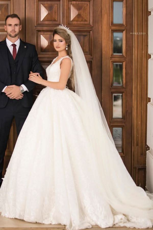 Long Princess V-Neck Wedding Dress with Tulle Lace BM bride
