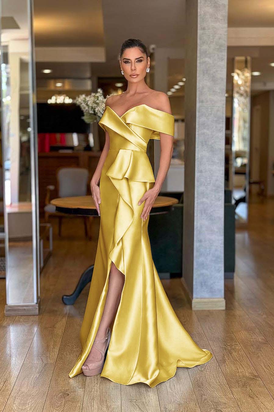 Off the Shoulder Sleeveless Long Mermaid Prom Dress With Split