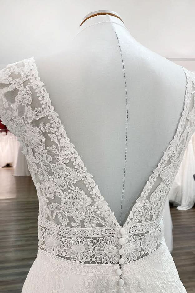 V-Neck Long A-Line Tulle Wedding Dress with Lace Appliques BM bride