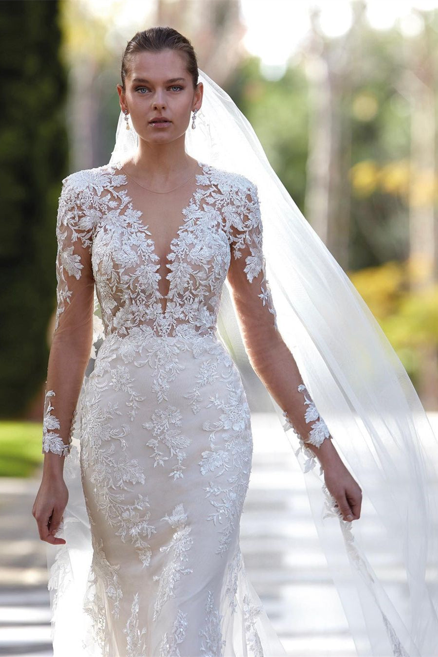 BMbride Glamorous V-neck Mermaid Appliques Long Sleeves Wedding Dress With Lace BMbride