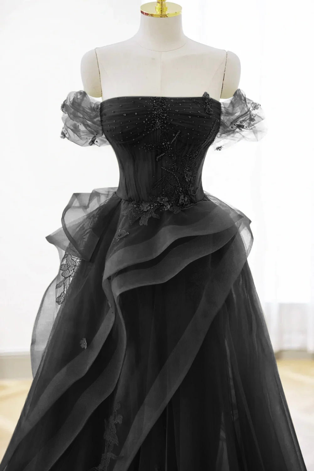 Lovely Green Tulle Lace Long Prom Dress with a Form-Fitting Corset BM bride