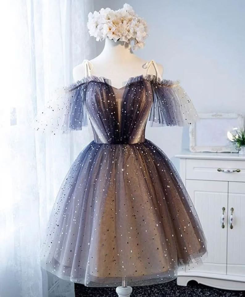 Whimsical Sweetheart V-neck Mini Length Starlit Cloud Tulle Homecoming Dress BM bride
