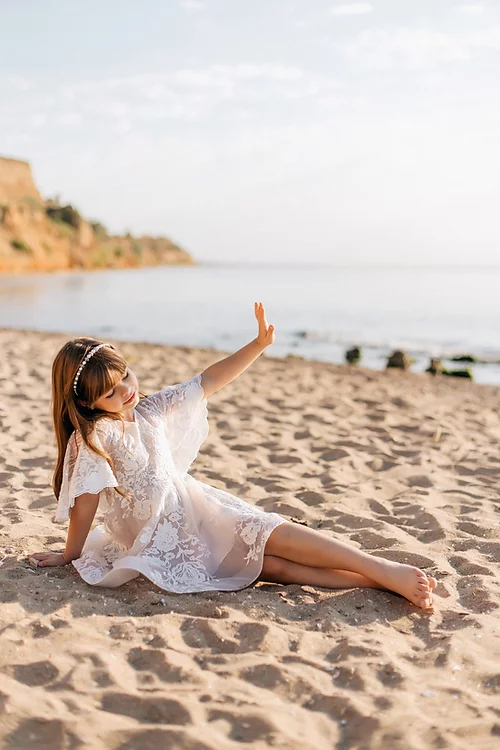 BMbride Lovely White A-line 3/4 Sleeves Appliques Flower Girls Dress With Lace BMbride