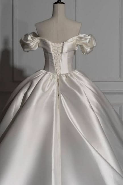 BMbride Romantic Off-the-shoulder Ball Gown Satin Wedding Dresses BMbride