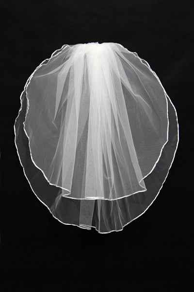 Simple ivory white wedding viel for free Bmbride