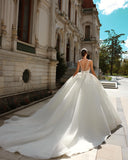 BMbride Vintage Ball Gown Lace Spaghetti Straps Sleeveless White Wedding Dress With Appliques Train BMbride