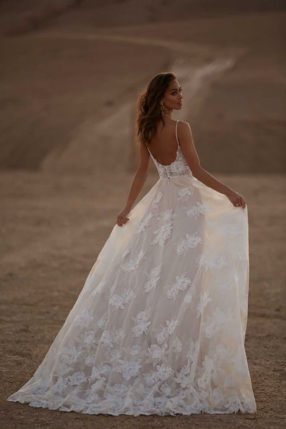 Women's Beach Spaghetti Strap Wedding Dresses for Bride 2025 Boho Long Lace Bridal Gowns for Wedding - Bmbride
