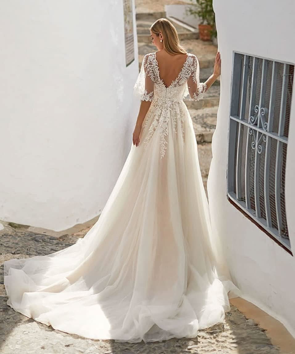 Women's Beach Spaghetti Strap Wedding Dresses for Bride 2025 Boho Long Lace Bridal Gowns for Wedding - Bmbride