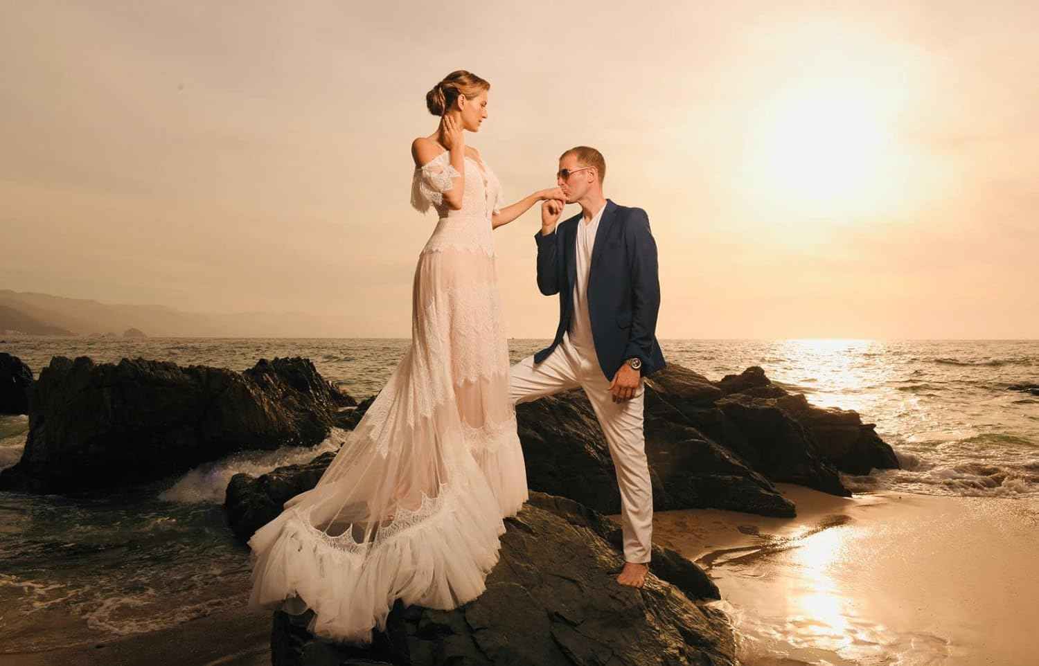 Women's Wedding Dresses Chic Lace Evening Dresses V Neck Ruffle Sleeves Beachy Boho Outdoorsy Wedding Gowns - Bmbride