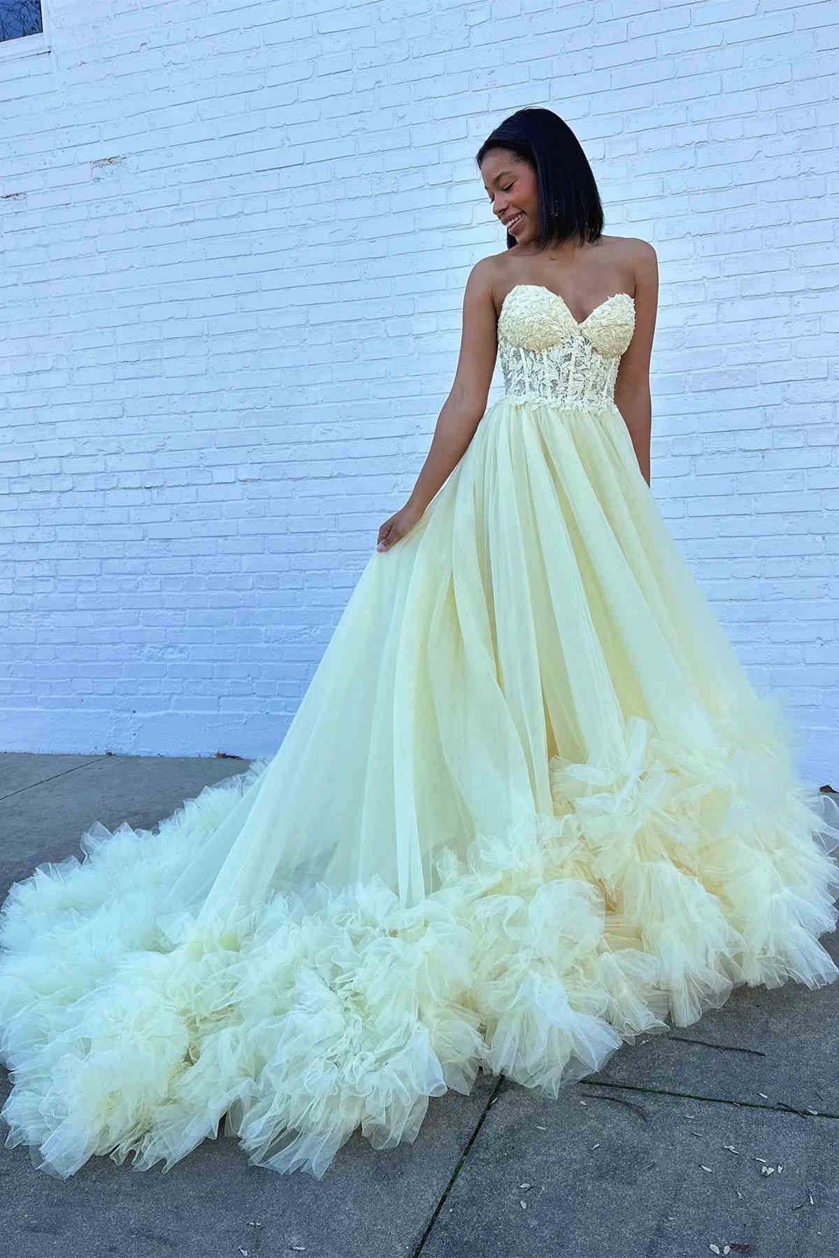 Lovely Red Tulle Appliques Sweetheart Ruffle Long Prom Dress BM bride