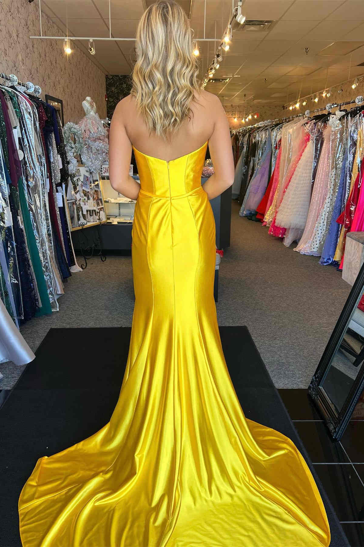 Alluring Red Strapless Bow Mermaid Long Prom Dress for a Glamorous Look BM bride